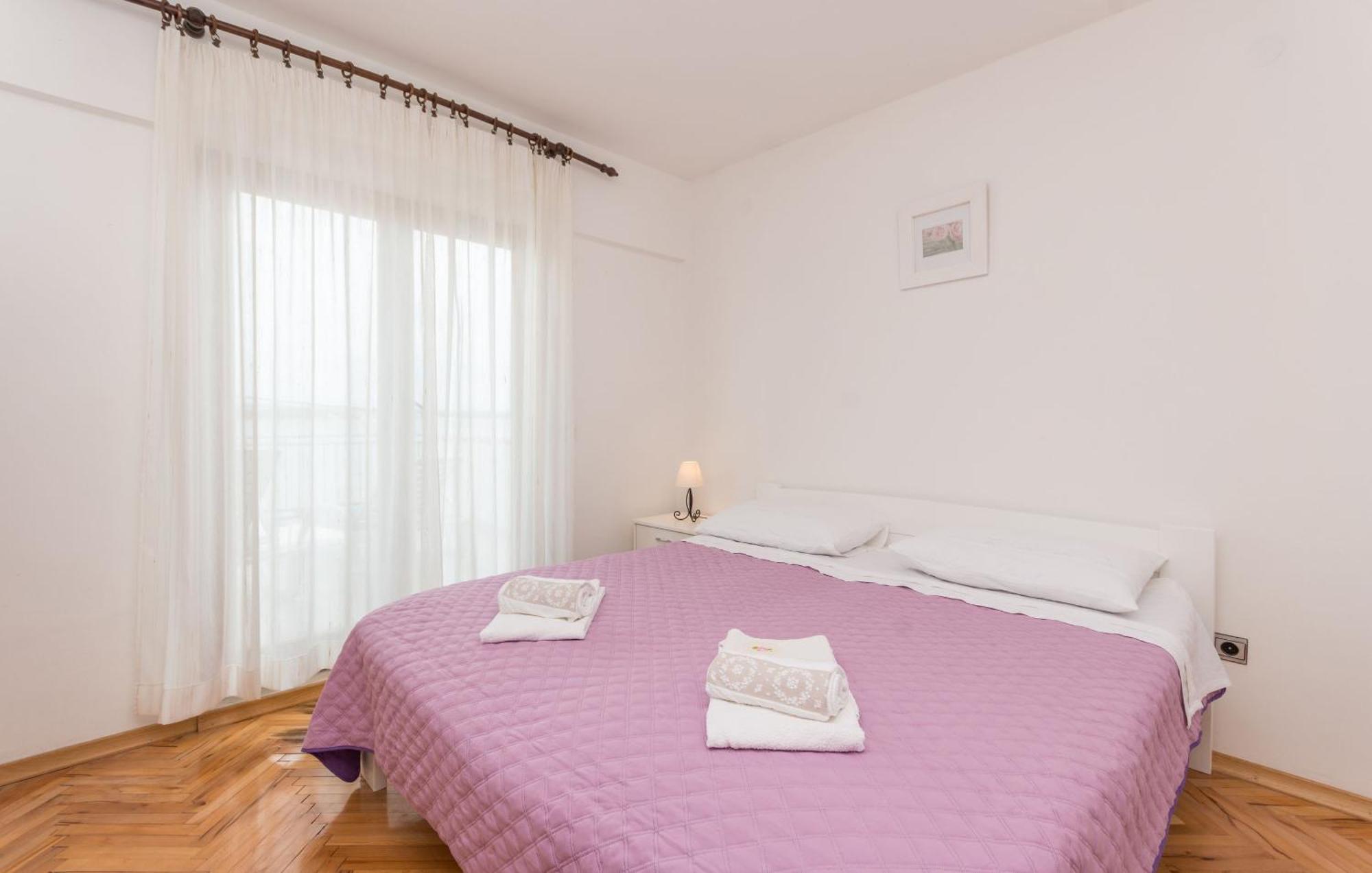 Apartment Blazenka - 20M From The Sea 트콘 외부 사진